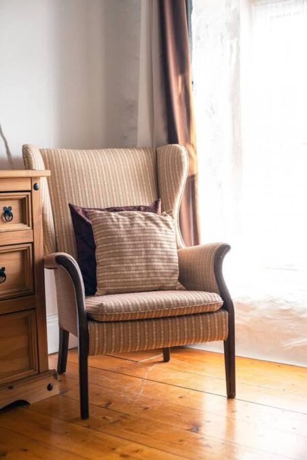 Cosy Welsh Cottage In St Davids Centre With Garden ภายนอก รูปภาพ